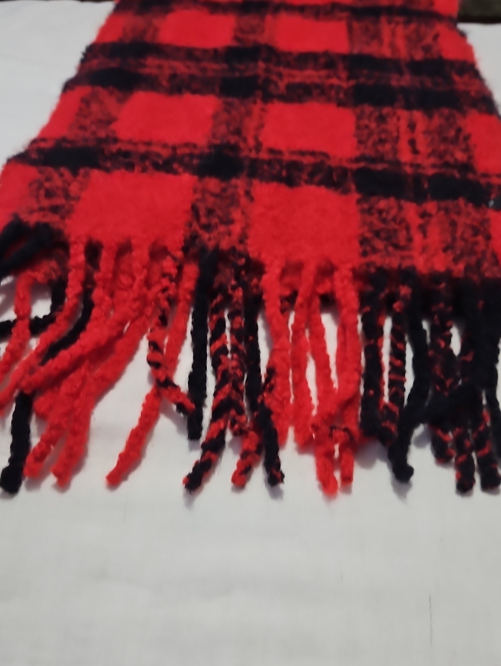 New With Tags Italy Made Banana Republic Wool Red Black Plaid Fringe Wrap Scarf